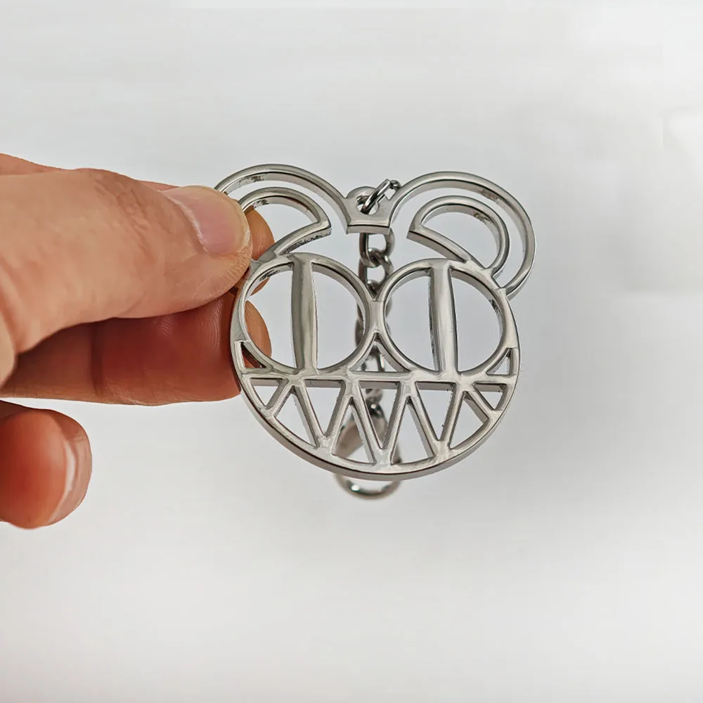 Band-Musik-Schlüsselanhänger-Set, modifizierter Bären-Smile-Face-Metallanhänger, Schlüsselring, Kreuz, Geschenk für Musikfans, Schmuck – Detail 27