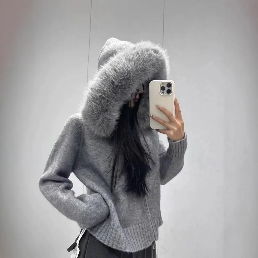 

25 осень/зима, новый короткий стильный модный вязаный кардиган с капюшоном в стиле вестерн, пальто с шерстяным воротником, женский свитер