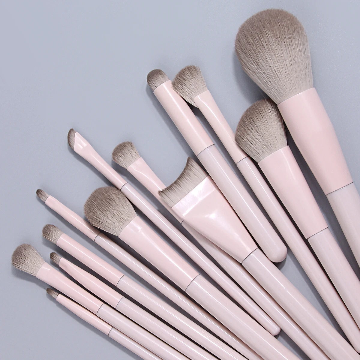 13Pcs Soft Fluffy Makeup Brush Set, Ideal for Makeup Beginners, Works for Foundation, Blush & Eyeshadow for Flawless Makeup Look