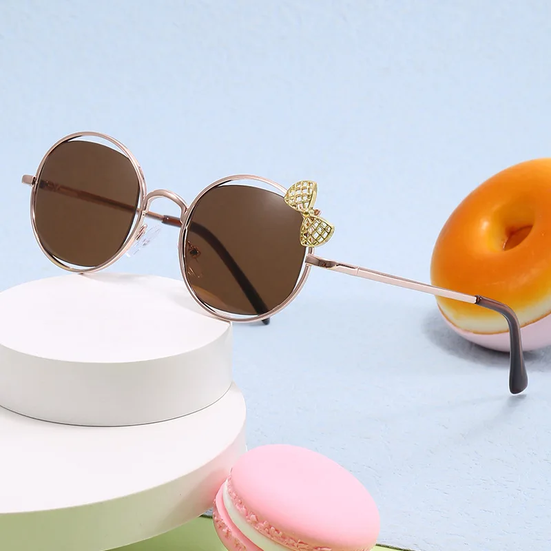 

Новые солнцезащитные очки, полые солнцезащитные металлические детские очки, модные универсальные очки для мальчиков и девочек B169