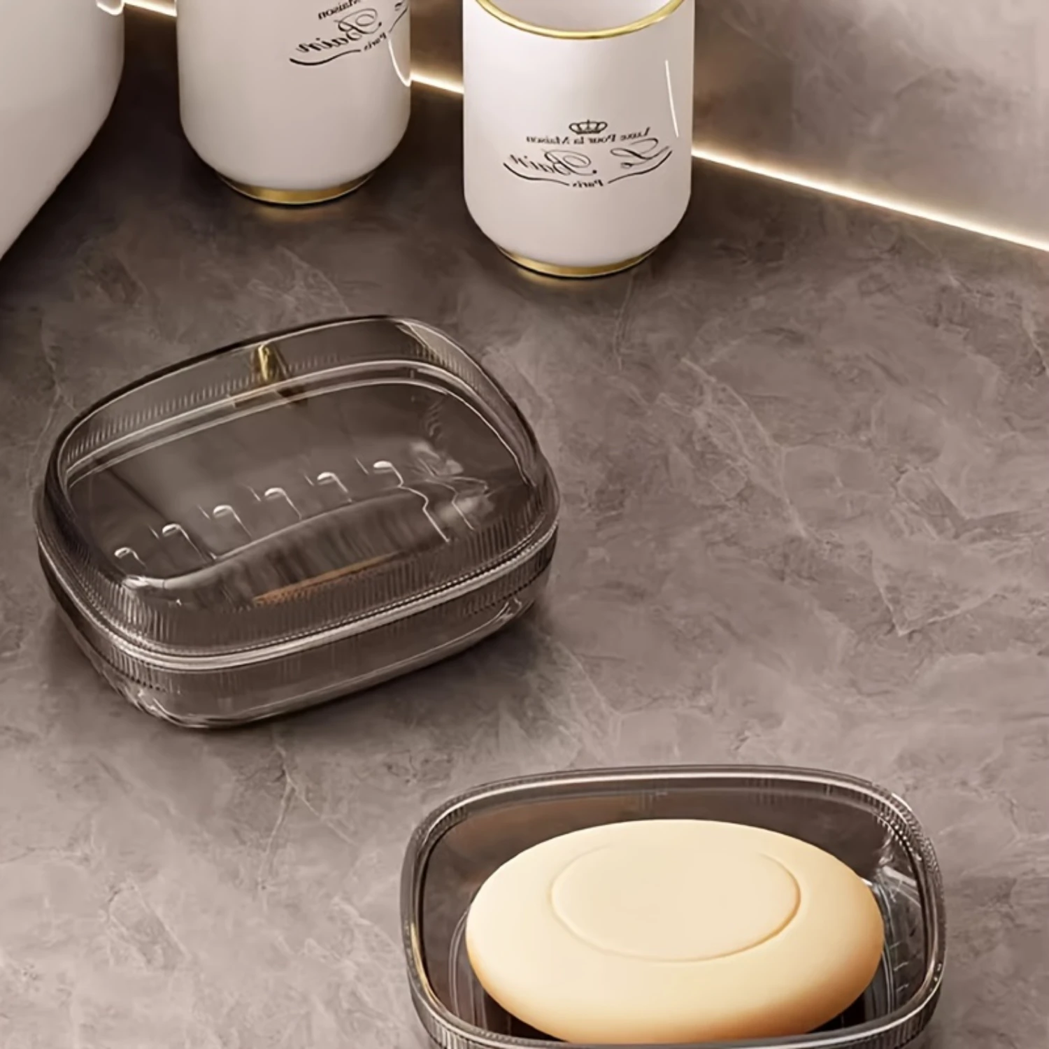 1 قطعة صندوق صابون استنزاف مزدوج الطبقة مع غطاء ، حامل صابون الحمام المرحاض ، صندوق صابون السفر المحمول المنزلي الإبداعي