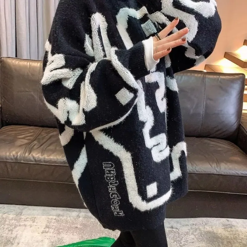 FallenVex Store Y2K Vintage Flower Embroidery Knitted Sweater, O Neck Loose Oversized Pullover Korean  Streetwear Winter Jumper