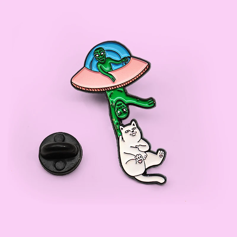 Crazy Alien UFO Enamel Pins Aliens catching cats Universe UFO Cosmic Airship White cat Badges Metal Lapel Pins for Kid\'s Jewelry