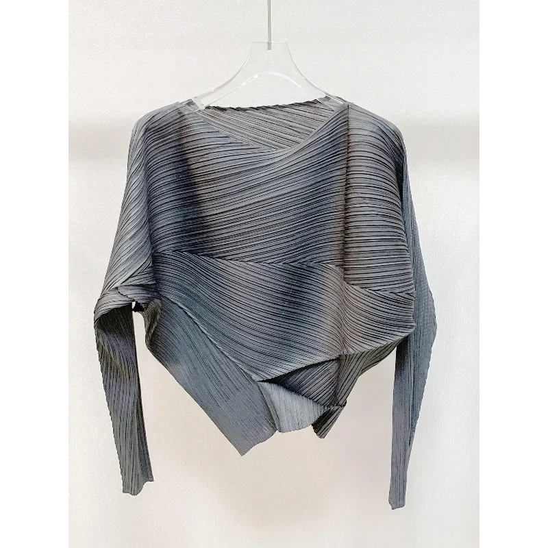 

Футболка Miyake однотонная, весна 2025, новая, универсальная, тонкая, с плиссировкой, дизайнерская