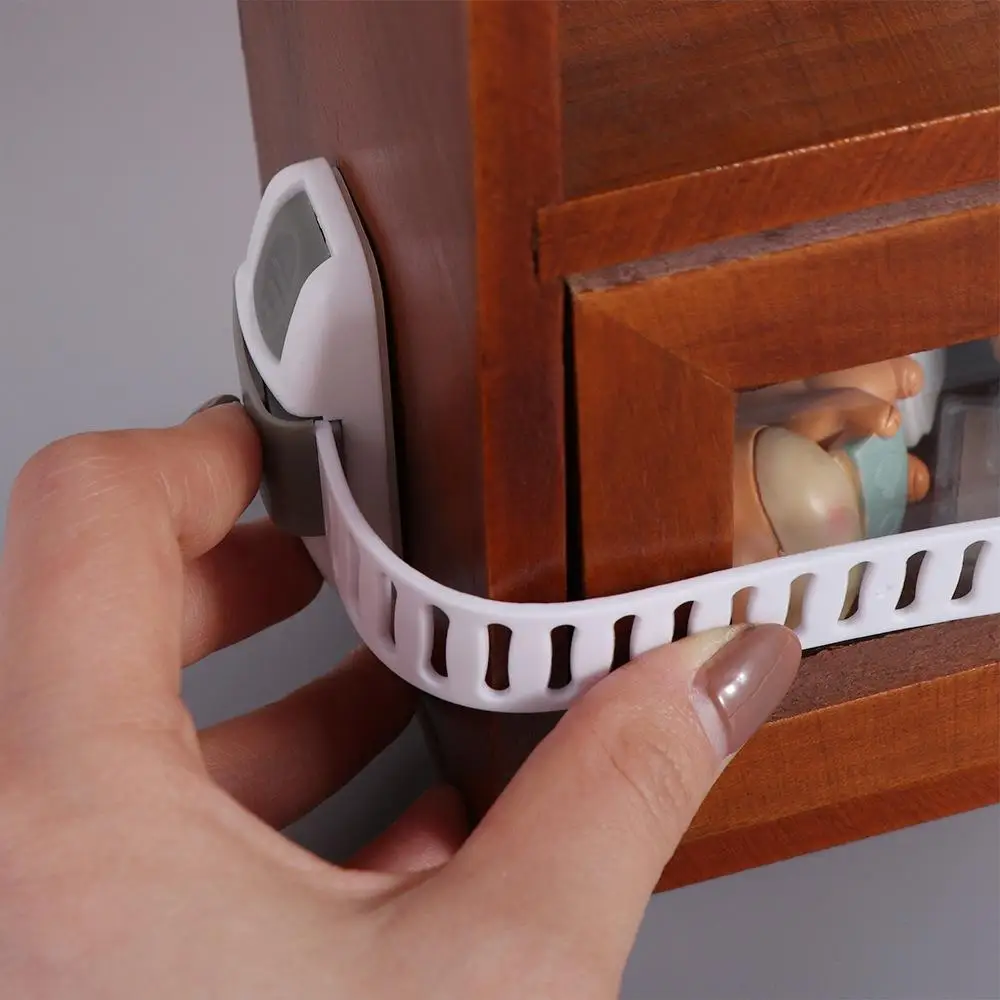 قفل أمان للأطفال من البلاستيك 20 سم أقفال أمان للأدراج مضادة للقرصة متعددة الوظائف مشبك أمان للثلاجة