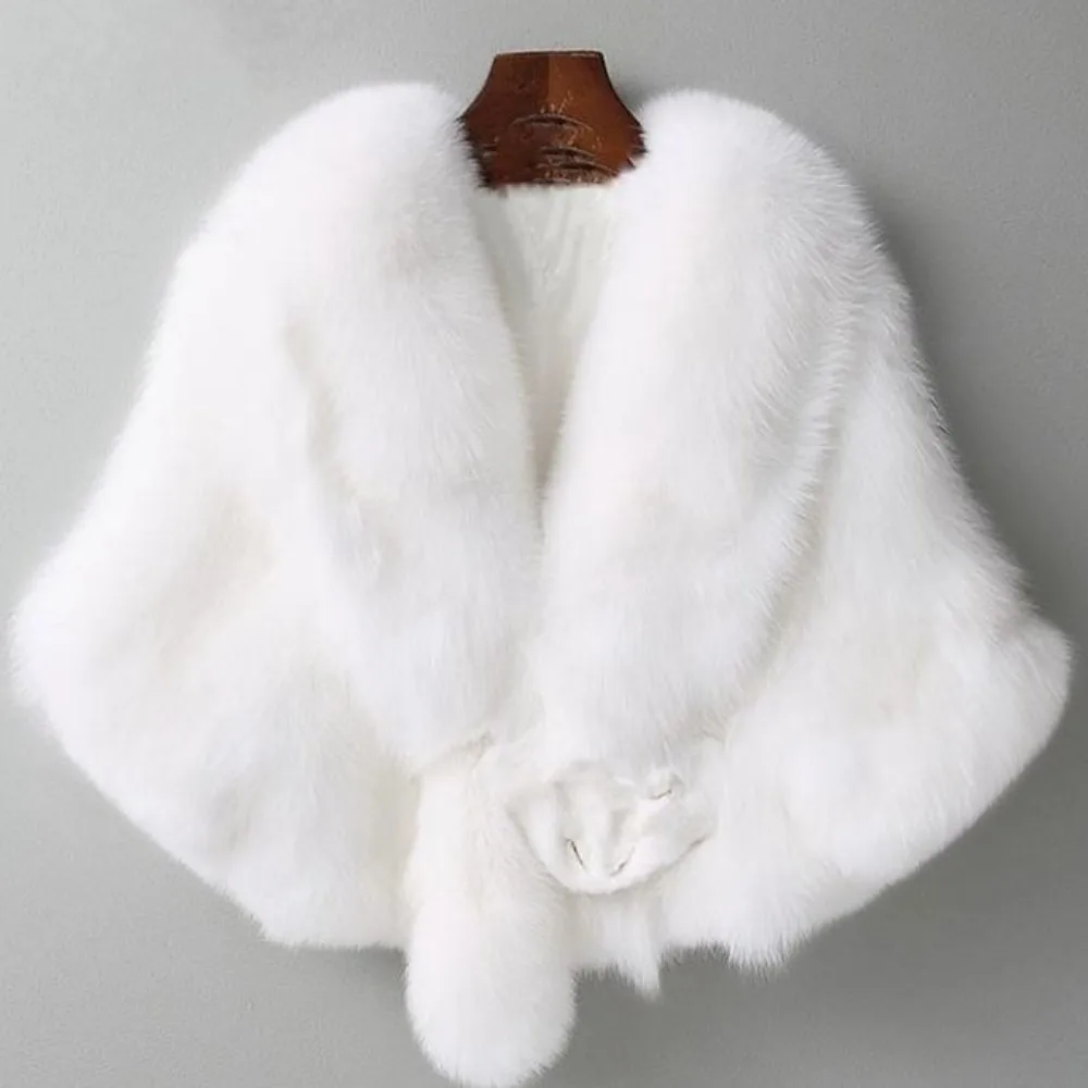 Hot Selling High-quality Real Fox Fur Shawl Fashionable Winter New Natural Fox Fur Coat Women's Short Shawl