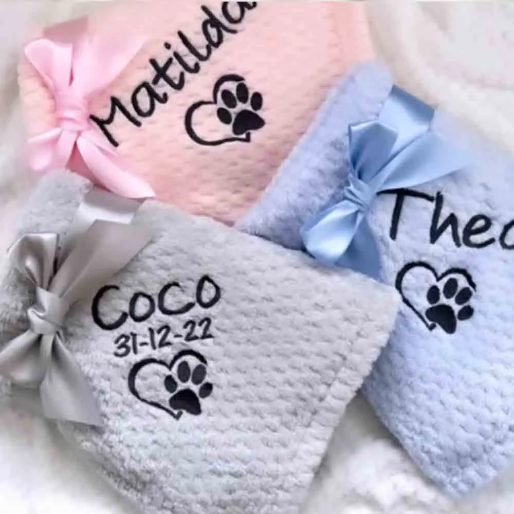 Dog / Cat Blanket- Personalised Dog Blanket - Puppy Blanket - Paw Print Blanket - Super Soft Pet Blanket - Embroidered Blanket