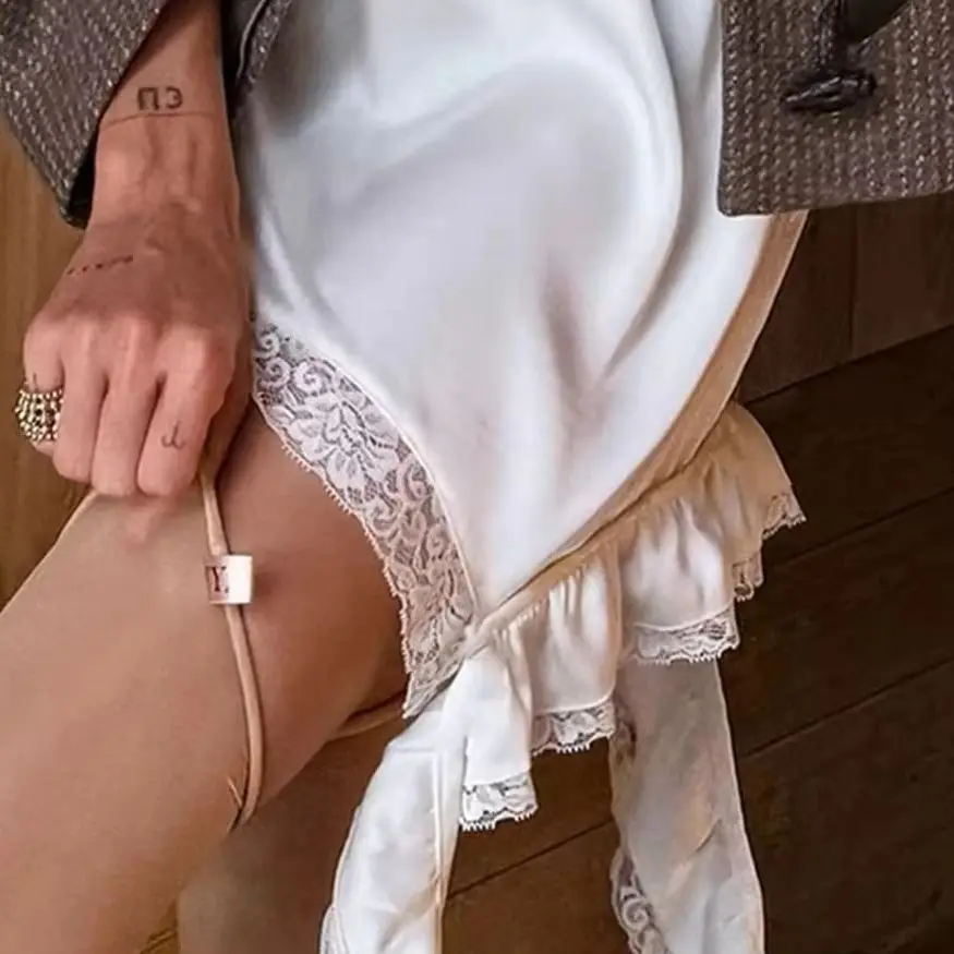 

Y2k милая кружевная атласная юбка для женщин с высокой талией и принтом в стиле пэчворк, тонкая повседневная одежда с рюшами, женские уличные юбки