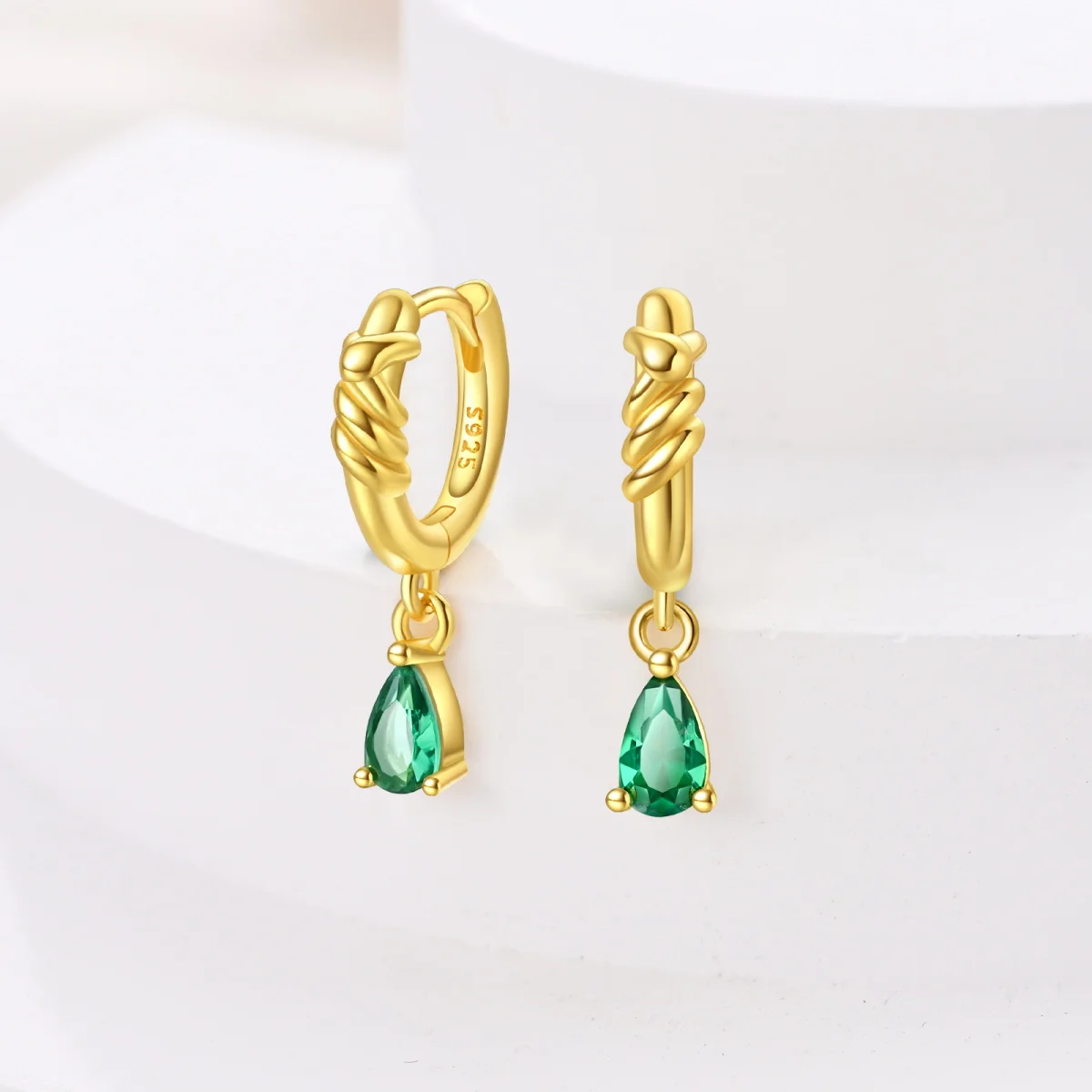 New Mysterious 925 Sterling Silver Beautiful Gold Green Spirit Snake Earrings Women's Jewelry Exquisite Birthday Party