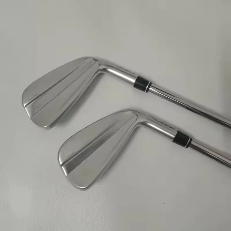 2024Neue 790 Golfschläger silbrig P790 Golfeisen Vierte Generation 7 Stück 4-9P R/S/SR Flex Stahl/Graphitschaft, mit Kopfabdeckung