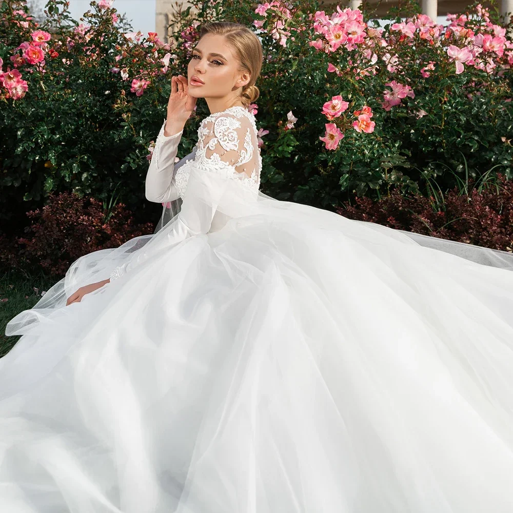 Robe de mariée élégante personnalisée, col en cœur, avec des Appliques de perles, avec châle à manches longues, 2 pièces