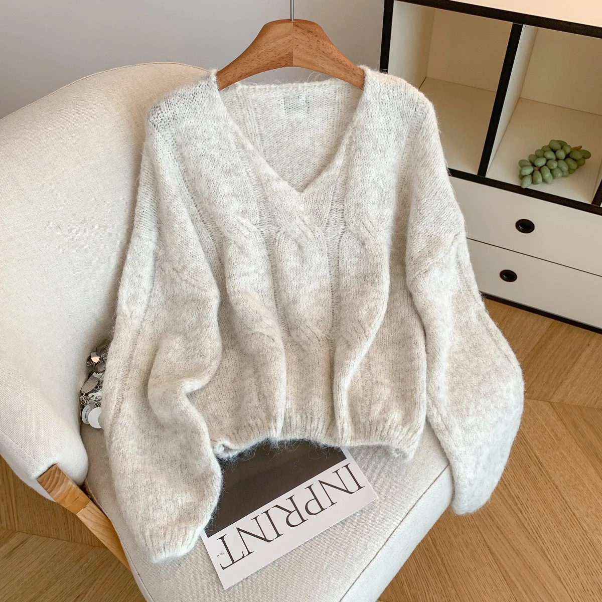 

Soft Cozy Korean Style V-Neck Long Sleeve Knitted Sweater Women's Autumn Winter New Lazy Fashionable Color Turtleneck P...