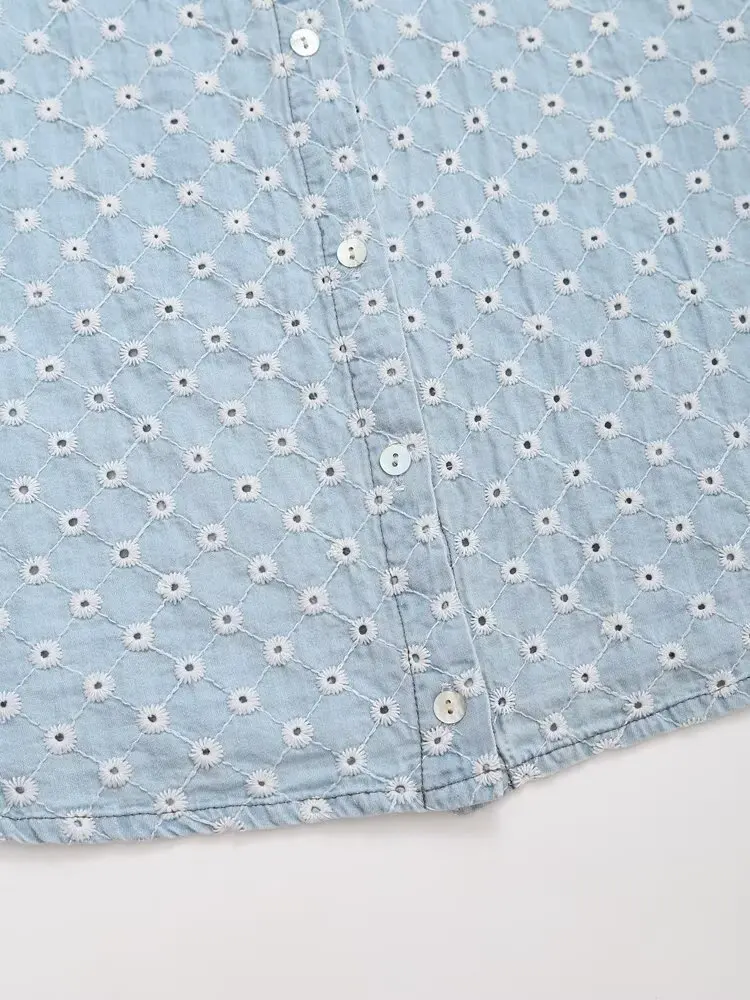 Maxdutti Summer Sleeveless Denim Shirt Short Top Retro Hollowed Out Embroidered Cotton Shirt Blouse WomenTank Tops