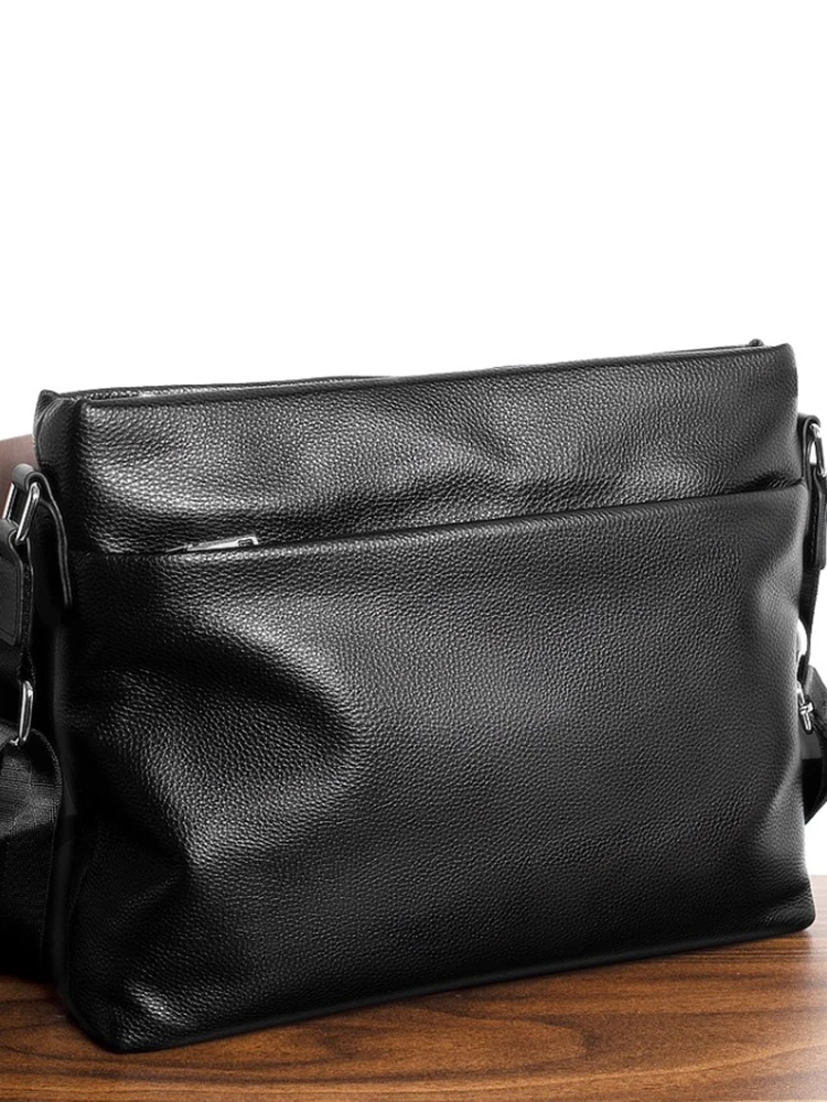 

Leather Men's Crossbody Bag Casual Horizontal Busin Lightweight Bapa Single oulder Bag Soft Handle Zipper Closure