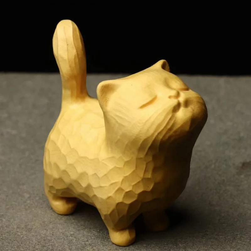 Boxwood Solid Wood Carved Cute Arrogant Cat Hand Piece Fortune Kitty Portable Play Animal Wood Craft Ornament