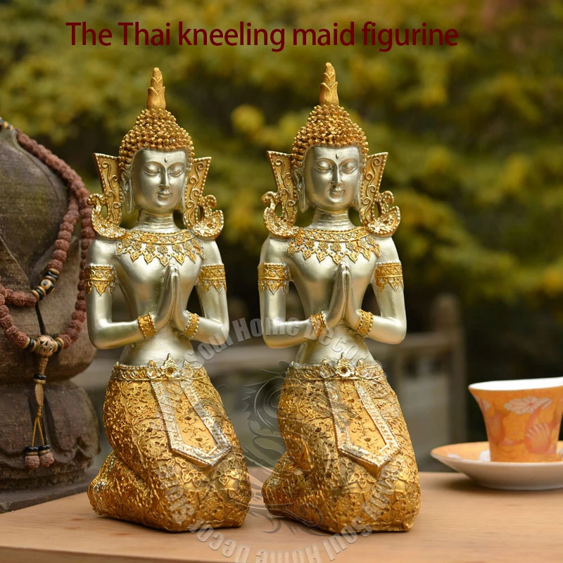 

The Thai kneeling maid figurine carving etiquette welcoming home decoration handicrafts decoration ceremony and wedding gifts