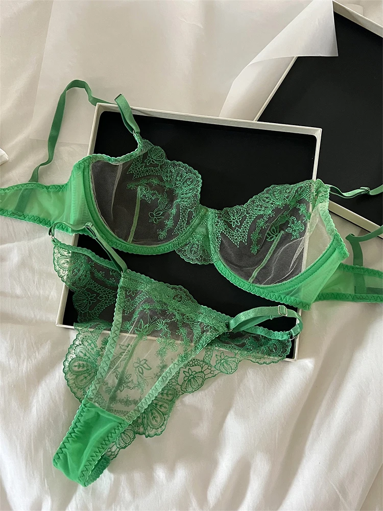 

Women Green Lace Underwire Exotic Sets Sexy Sensual Brassiere Lingerie Set Underwear Set Perspective Bralette Bra and Panty Set
