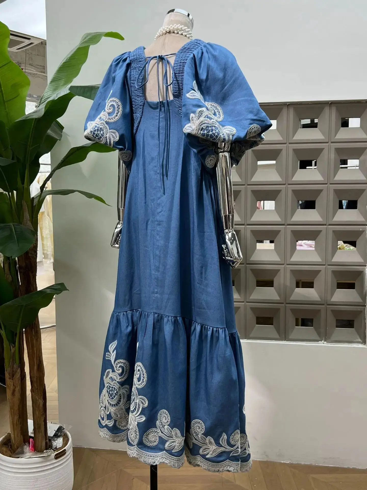 Summer New Arrival Women‘s Dresses Backless Tie Detail Embroidered V-Neck Long Maxi Party Cocktail Gown Fashion Boho Vacation