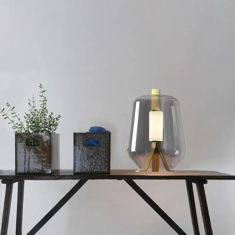 Postmodern and Popular Creative Glass Desk Lamp, Decoração da sala, Quarto Modelo, Design de luxo, Abajur