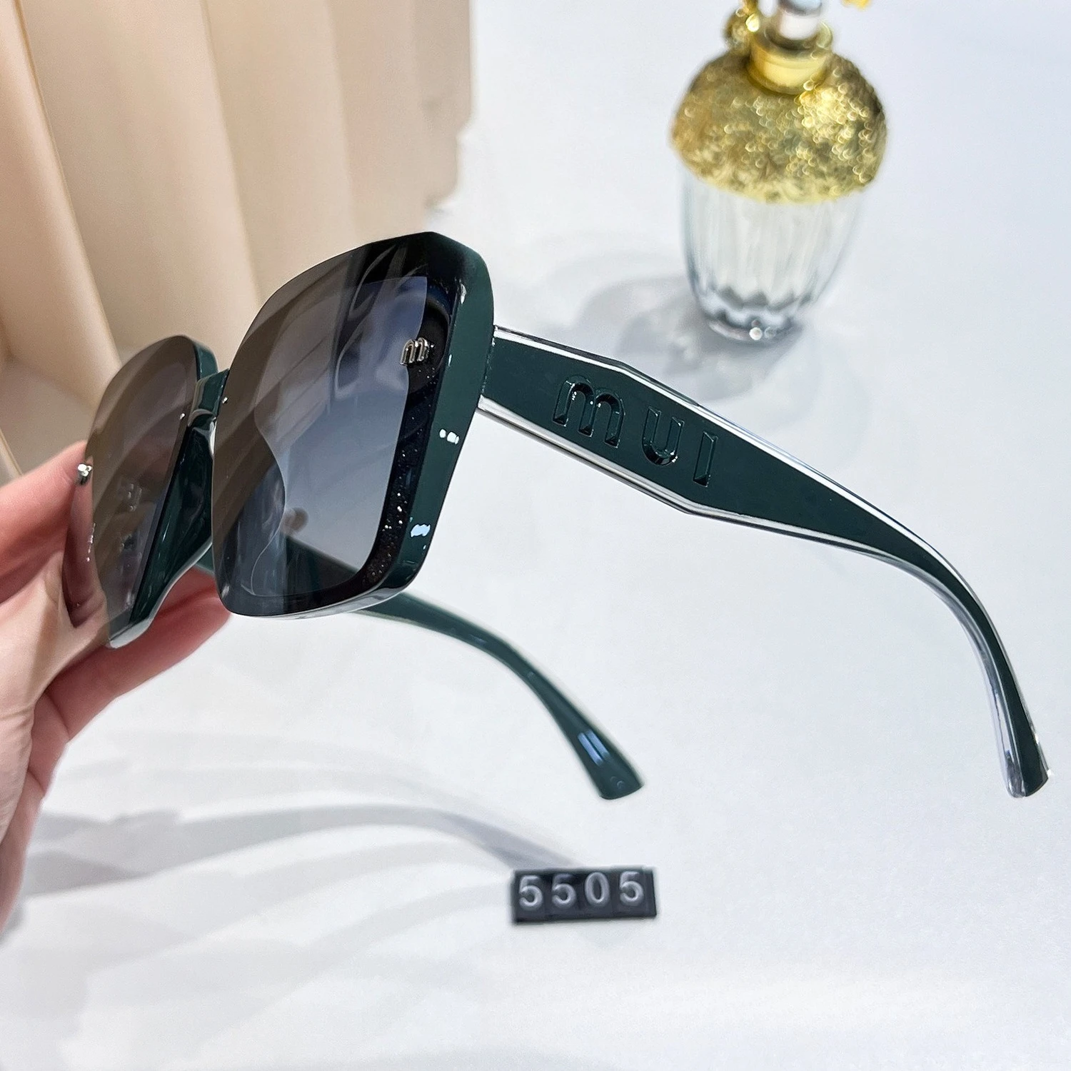 

2025 Luxury Polarized Sunglasses - HD UV400 Protection Fashion Designer Shades for Women