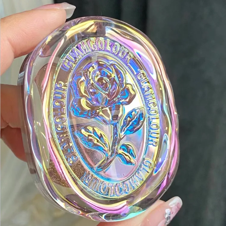 قرص ظلال عيون سحري اللون، مسحوق ناعم لامع، لون أرضي غير لامع، مكياج سموكي بيرليسسينت يعزز البشرة، مقاوم للماء