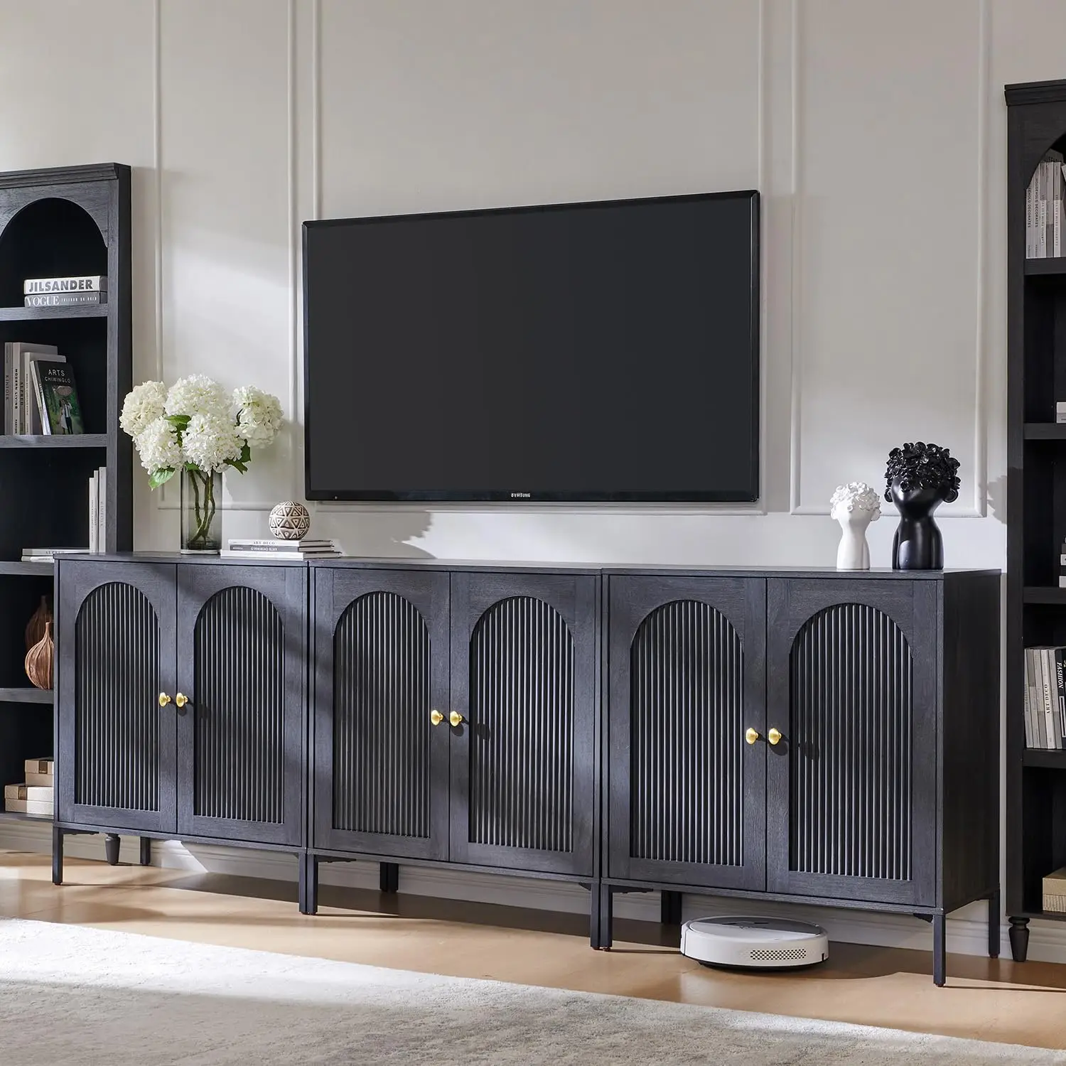 

Тумба под телевизор в стиле середины века из дерева, 92,63 дюйма, с регулируемыми полками, арочными рифлеными дверцами, медиаконсоль для гостиной, темно-серая, на заказ