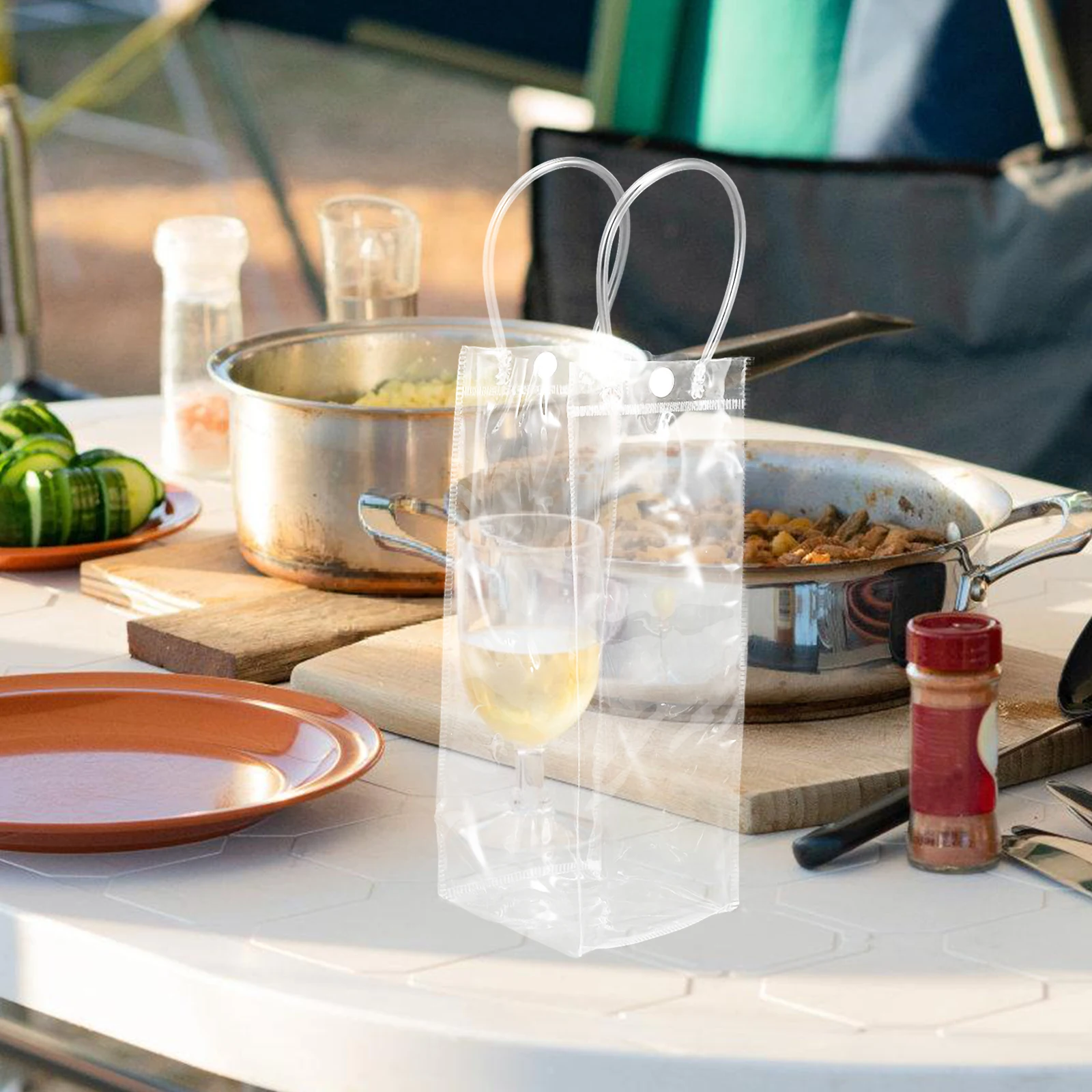 

5 Pcs Portable Ice Bags Clear Cooler Foldable Bottle Chillers Leakproof Beverage Transport Outdoor Picnic Drink Cooler