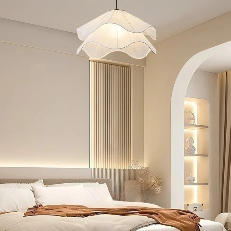 

Nordic Flowers Shaped Ceiling Pendant Light LED Modern Dining Room Living Room Bedroom Balcony Loft Home Decoration Hanging Lamp