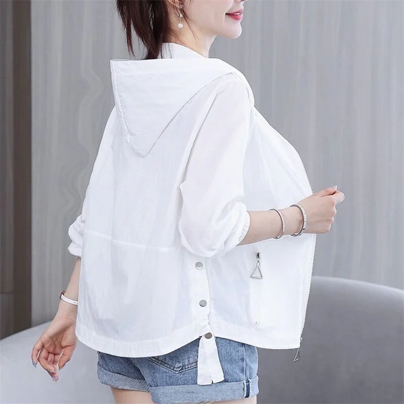 2025 Summer Women Hooded Short Breathable Sun Protection Clothing Woman New Sporty Loose Long Sleeved Anti UV Cardigan Thin Coat