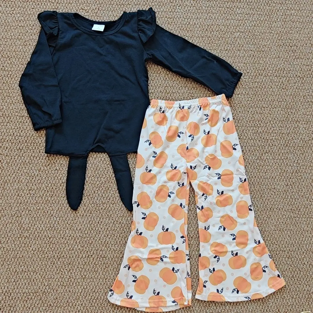 

9.18 Autumn Wholesale Western Boutique children Baby Girls Halloween Black Top Pumpkins Bell Pants Outfits Sets
