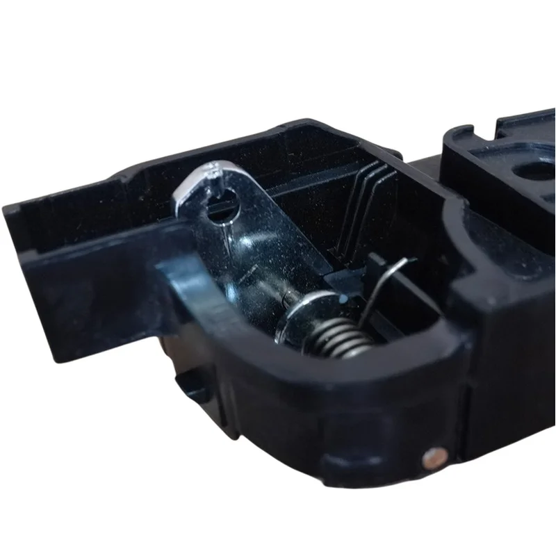 B11 Door Inner Opening Handle for Chery Eastar 2003 2004 2005 2006 2007 2008 2009
