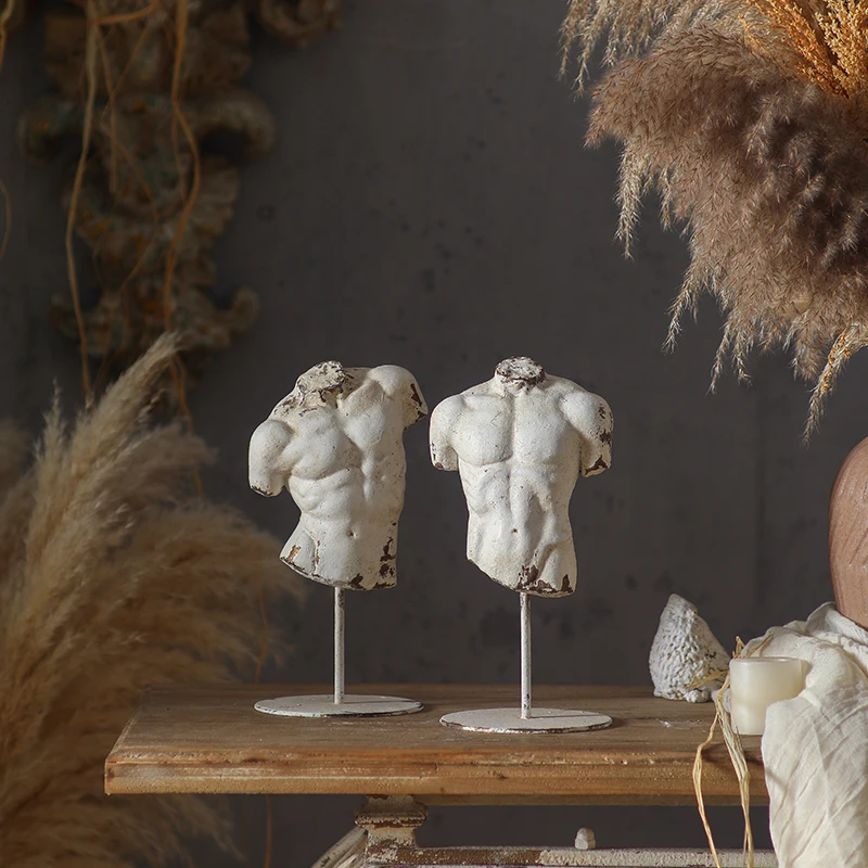 

Retro old wrought iron sculpture ornament David Venus living room TV cabinet home decoration