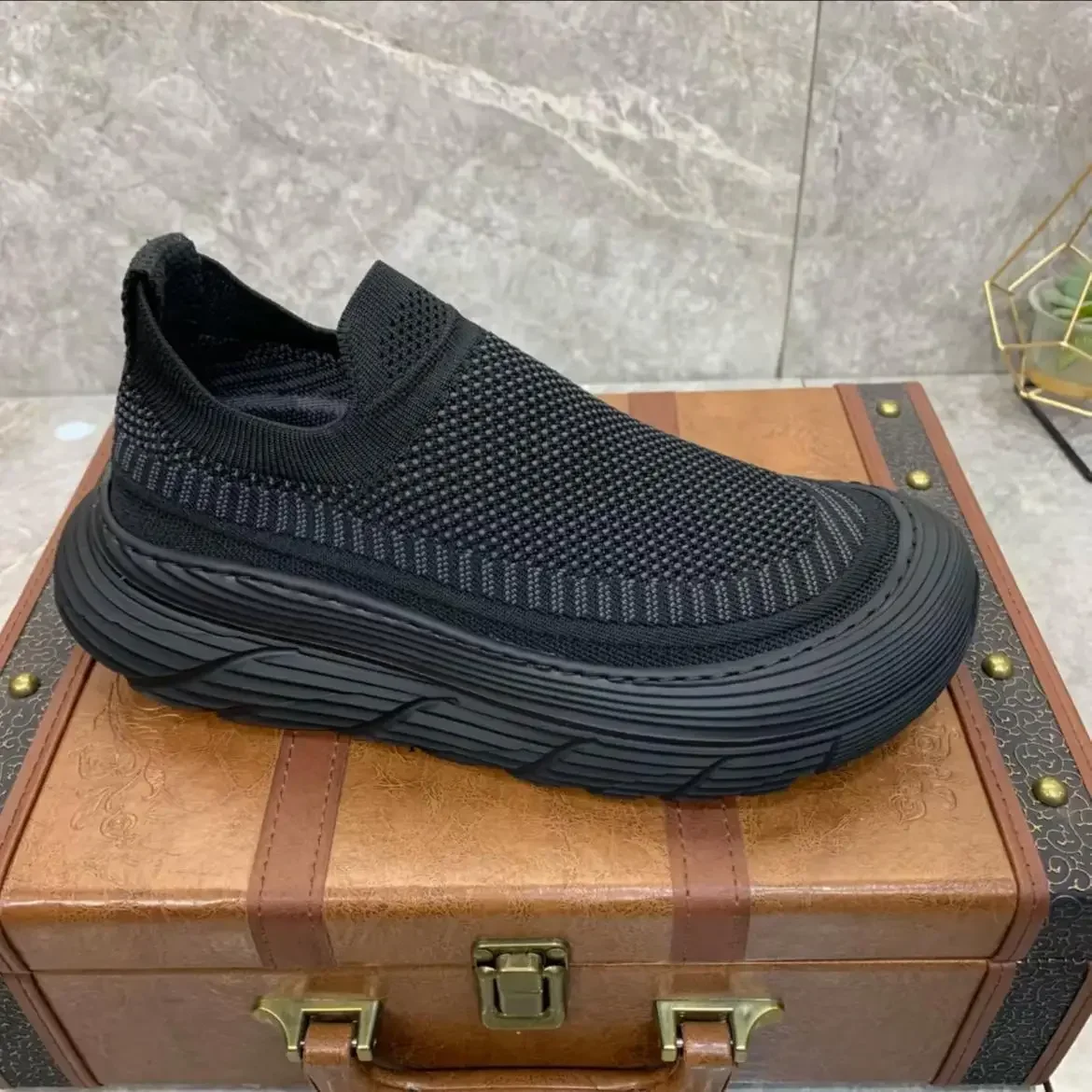 Man Sneakers Summer Black Flying Weaving Breathable Mesh Zapatos Hommes Casual Quick-dry Soft Sole Sport Shoes Outdoor image 3