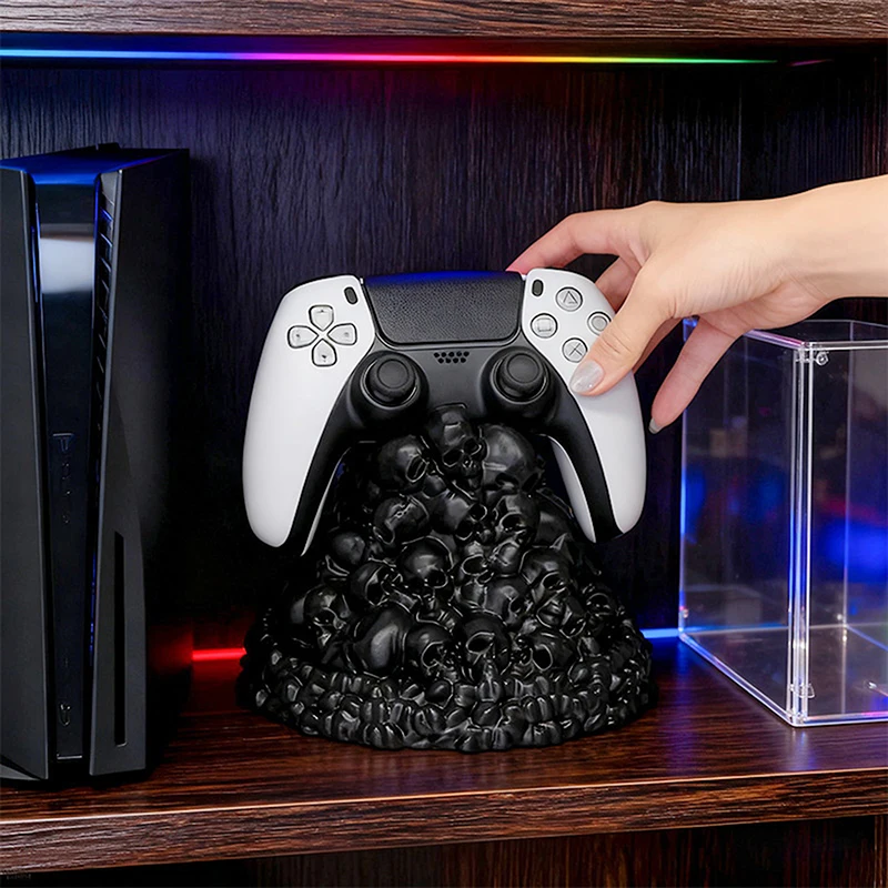 شخصية الجمجمة كومة أذرع التحكم في ألعاب الفيديو حامل رف شاشة الإبداعية تمثال وحدة تحكم سطح المكتب تخزين قاعدة الديكور