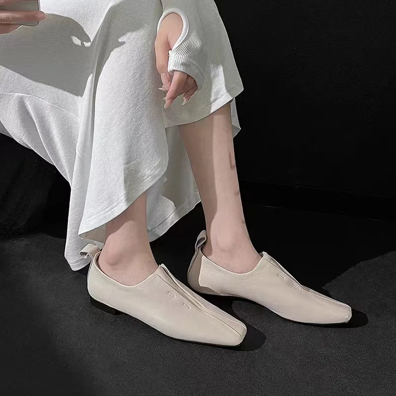 Nowe buty damskie Retro Płaskie buty na obcasie dla kobiet Square Toe Fashion Mary Jane Single Shoes Loafers Zapatos De Mujer