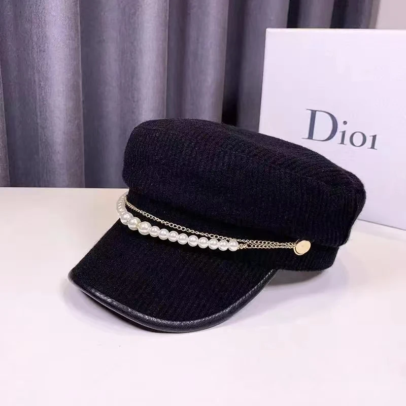 Autumn Winter Pearl Chain Flat Top Navy Hat Fashion Beret Newsboy Caps Berret Woman Octagonal Hats Women\'s Designer Apparel