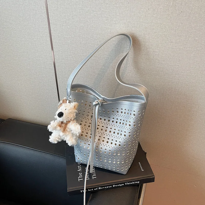 

Women Fashion Hollow Out Bucket Bags Solid Pu Leather Composite Bag Large Capacity Female Leisure Commuting Shoulder Packs