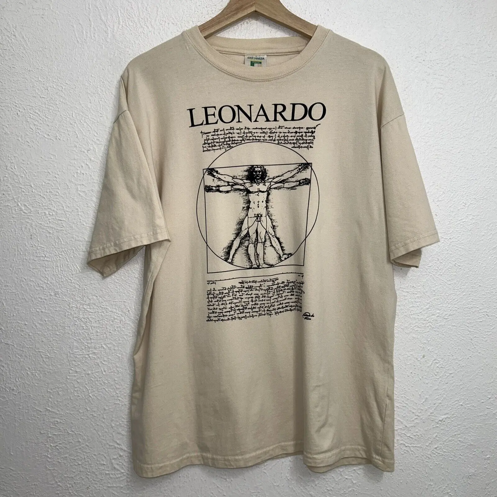 Vintage Leonardo Da Vinci Vitruvian Man Tee Cream T-Shirt Large (Discoloration)