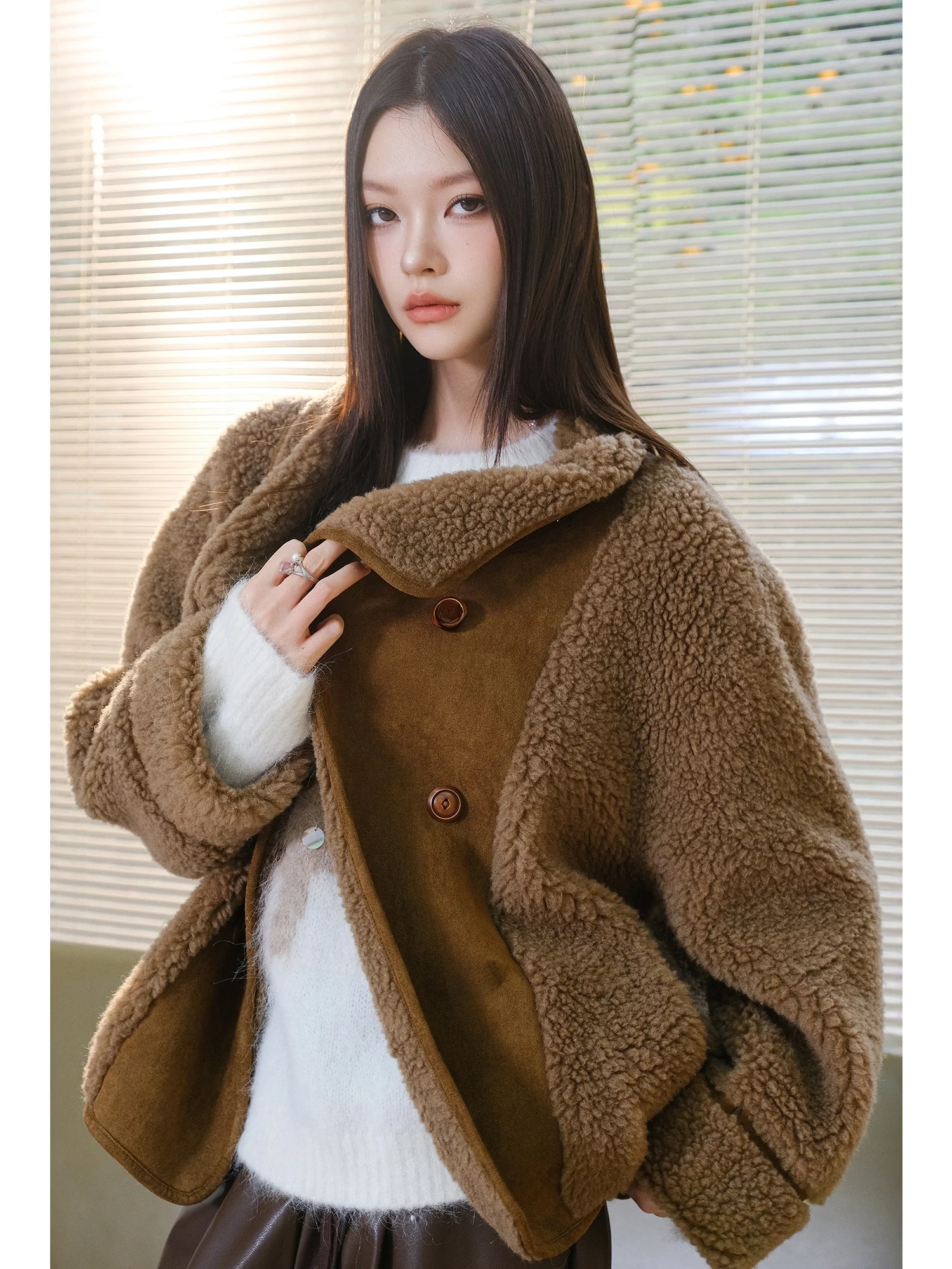 

Двусторонняя куртка MIUCO из овечьей шерсти для женщин, повседневная байкерская куртка из искусственного меха, комбинированная кожаная и меховая куртка из овчины