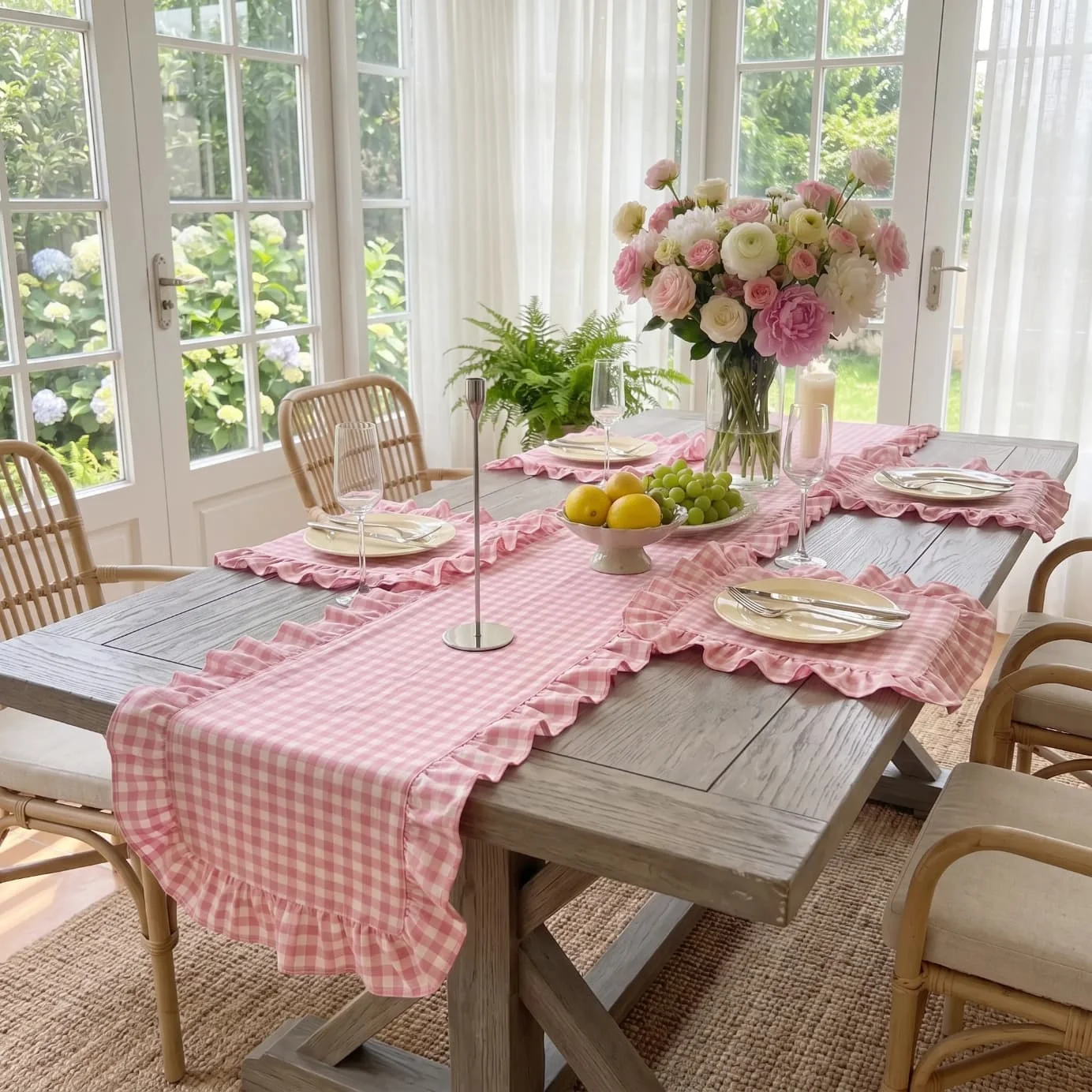 Nappe à volants en gingham rose, sets de table à carreaux mignons, chemin de table pour la décoration de salle à manger et de cuisine, fête d'anniversaire de fille, décoration intérieure