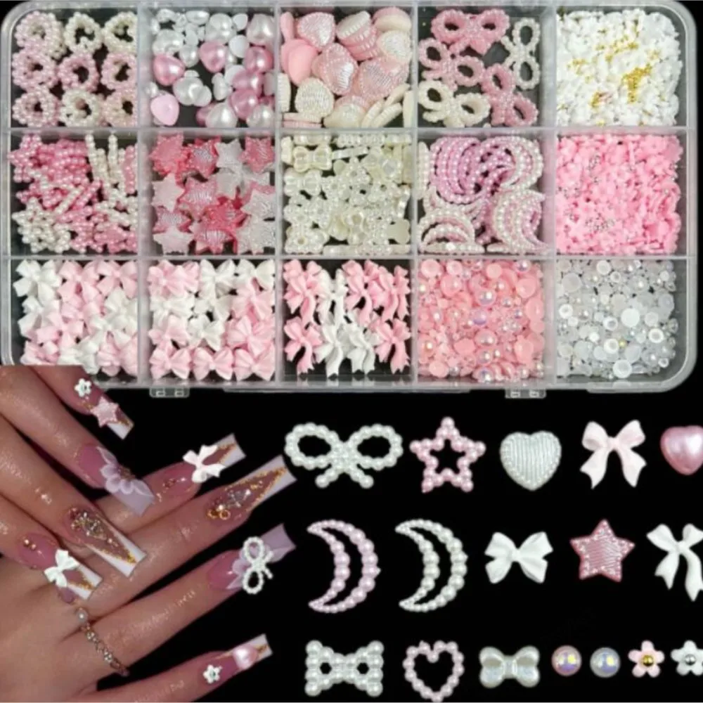 ชาร์มตกแต่งเล็บเรซิ่น 3 มิติ 12 ช่อง รูปโบว์ ไข่มุกแบนสีขาวและชมพูผสม รูปหัวใจ ดาว โบว์ ประดับเล็บ งานฝีมือตกแต่งเล็บ