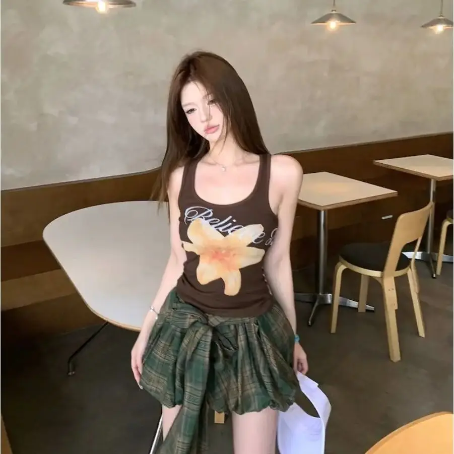 

Two-Piece Set Flower Printed Vest Top Plaid Short Skirt Women'S Summer New Niche Design Slimming Suit