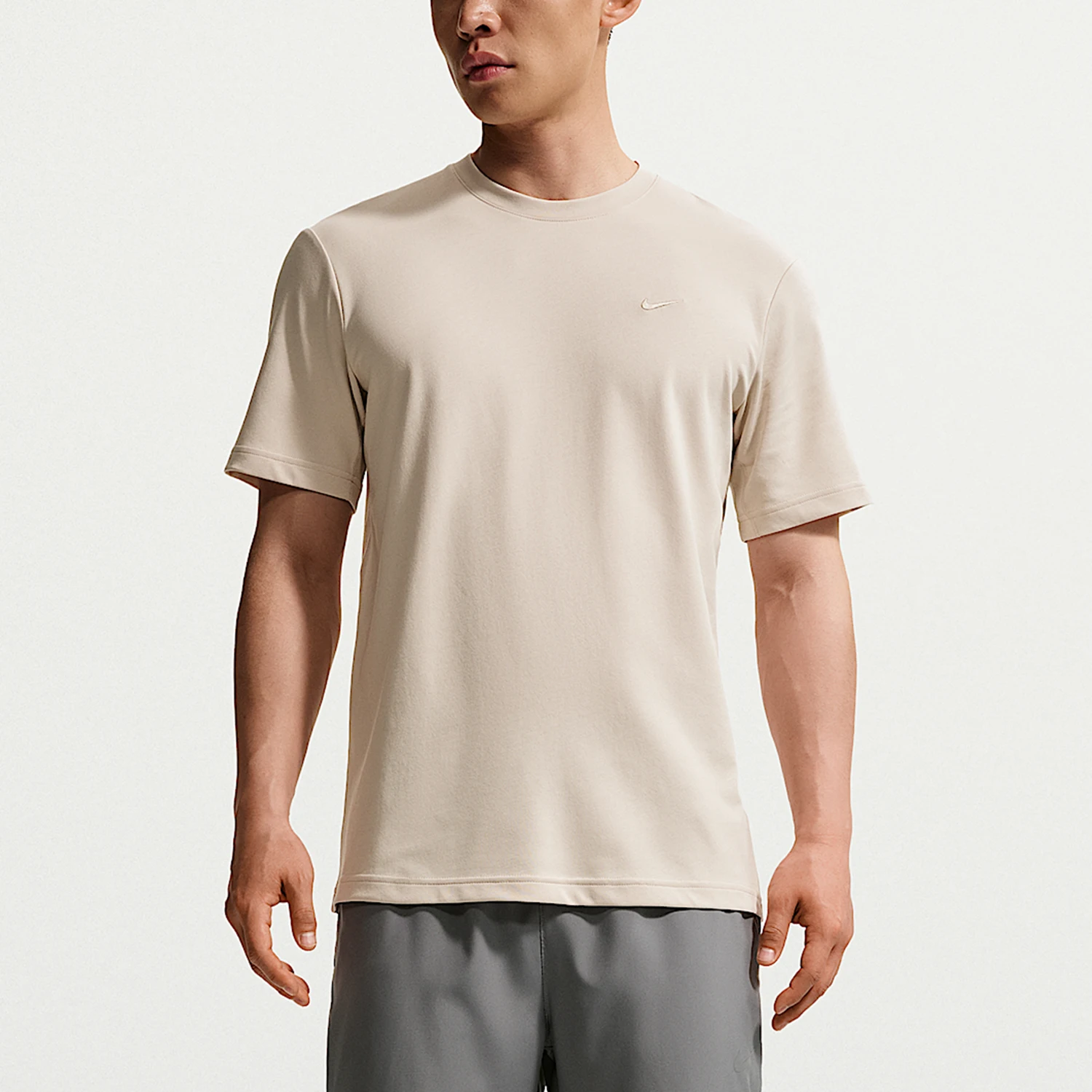 Nike Authentic Dri FIT Primary Men's Sports Training T-shirt DV9832-104
