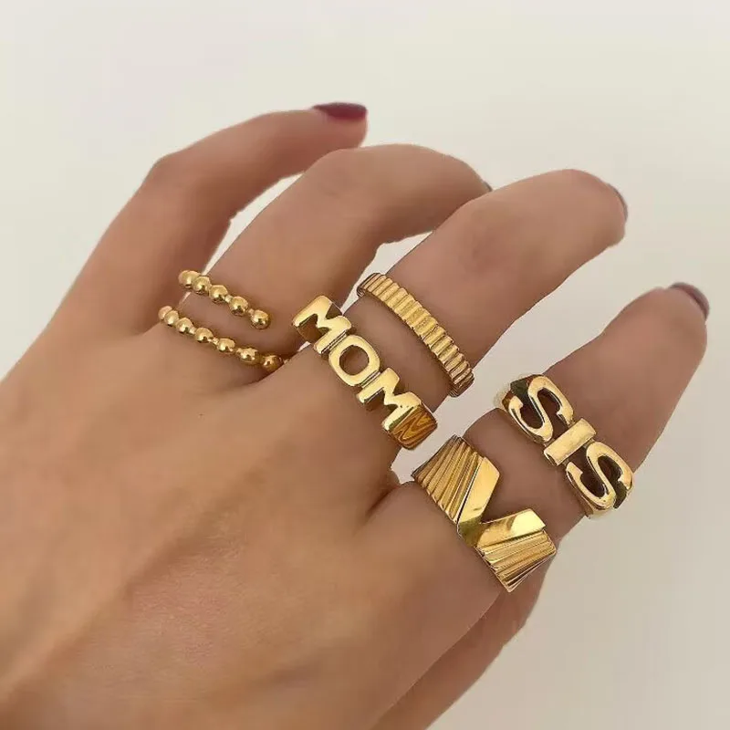 MOM SISTER DAD rings for women stainless steel friendship letter rings mother day gift best friends jewelry new in 2023