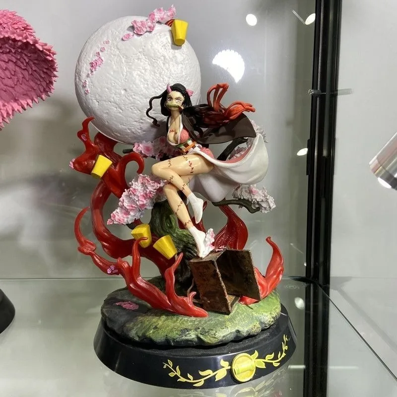 Demon slayer cartoon anime mercadoria nezuko figura elegante e criativa decoração de mesa para homens e mulheres, presente de feriado