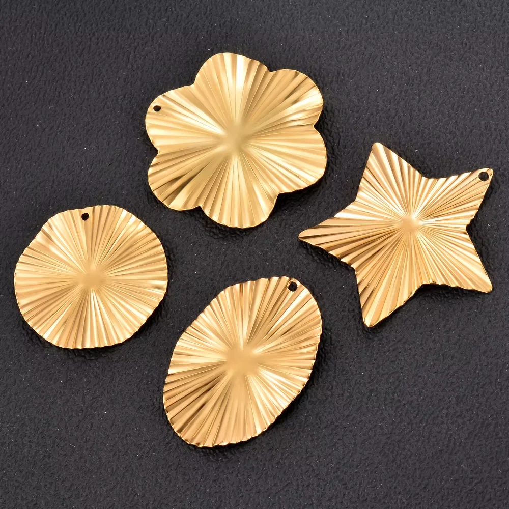 10 Stück/Set, Edelstahl, goldfarbene Ohrring-Beschläge, geprägte Blumen-Verbindungsstücke, zum Selbermachen, für Hängeohrringe, goldfarbene Ohrringe. – Detail 7
