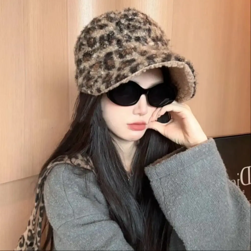 

Fashion Leopard Print Winter Baseball Hats Soft Sunshade Peaked Caps Thickened Warm Sunscreen Hats Outdoor