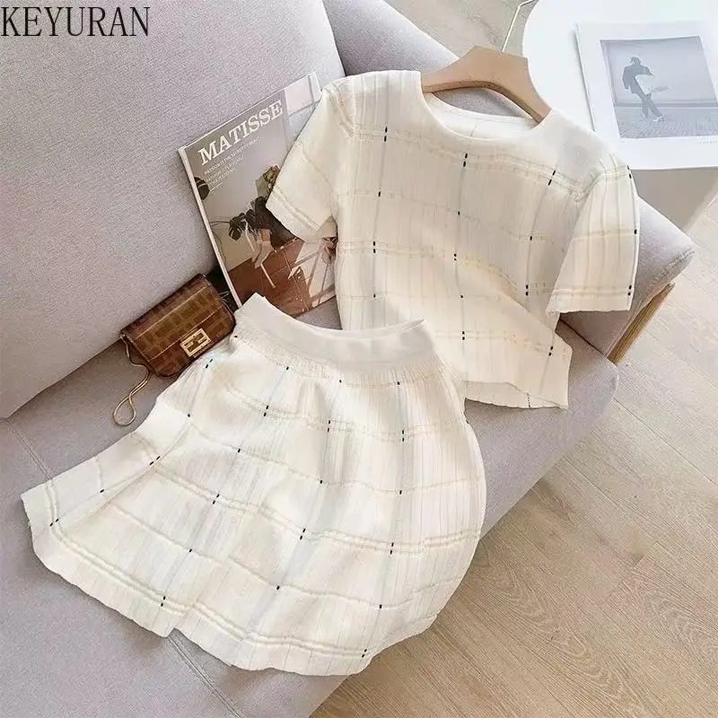 

French Style Vintage Round Neck Knitted Tops Pullover T-shirt and Mini Skirt Sets 2025 Fashion Casual Women's Summer 2-piece Set