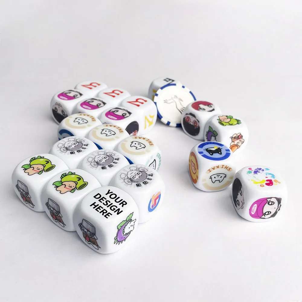 

50 шт. 25-миллиметровых кубиков для настольных игр с индивидуальной расцветкой и номерами для семейных настольных игр