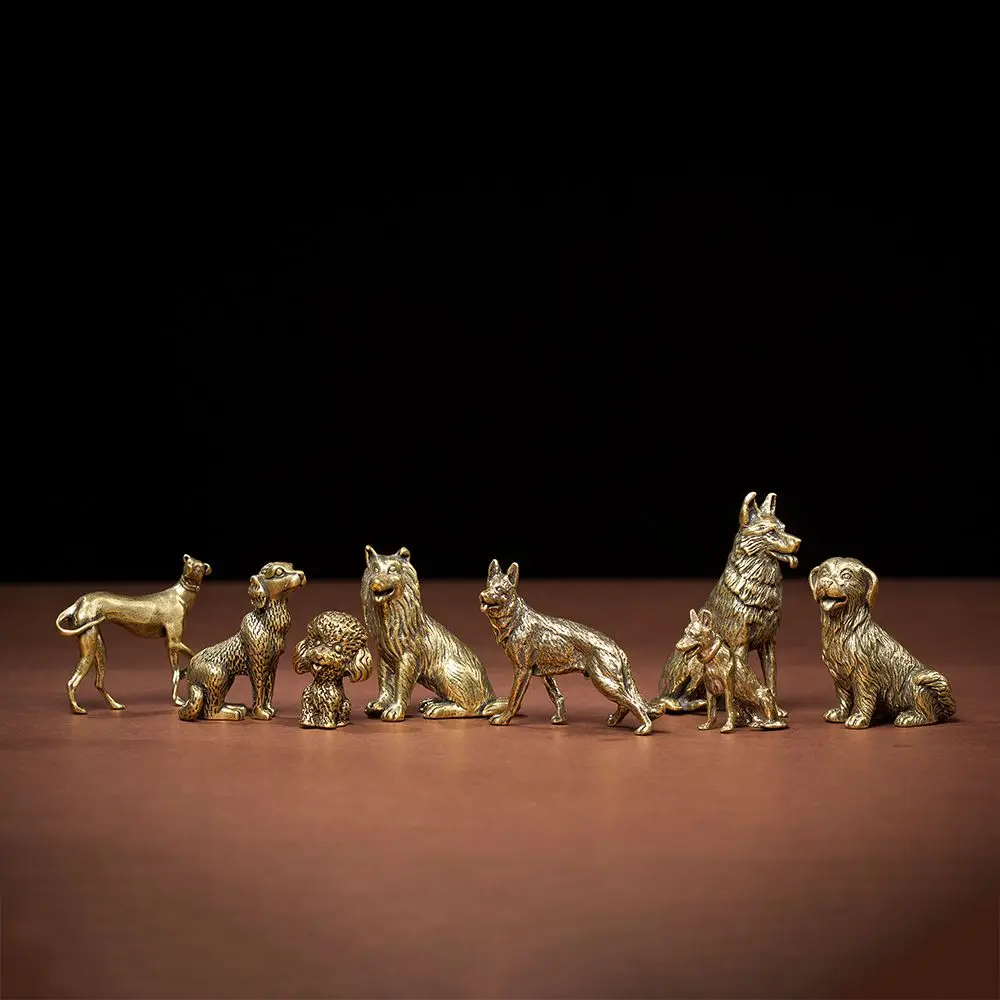 Vintage Copper Lucky Dog Series Mini Figurines Desktop Ornaments Antique Brass Teddy Sausage Dog Wolf Tea Pets Home Decorations